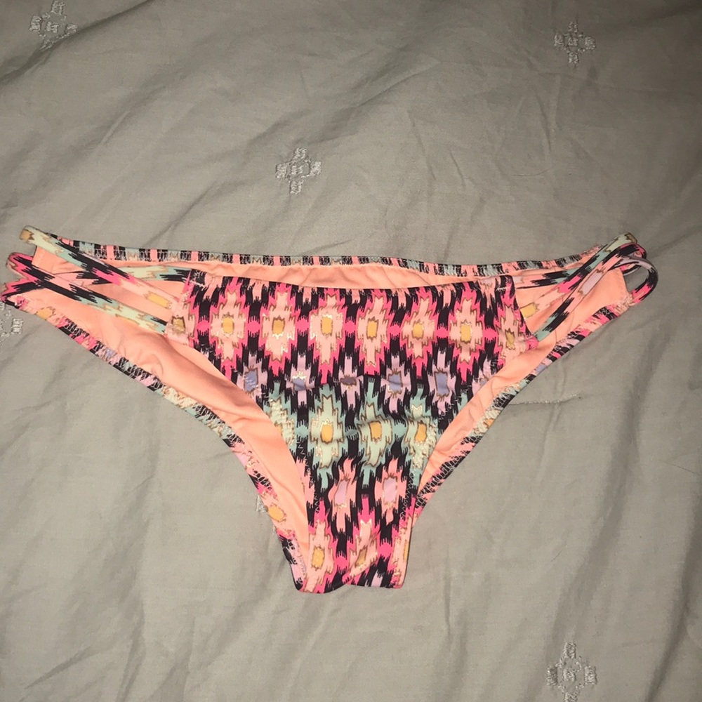 Bikini bottoms